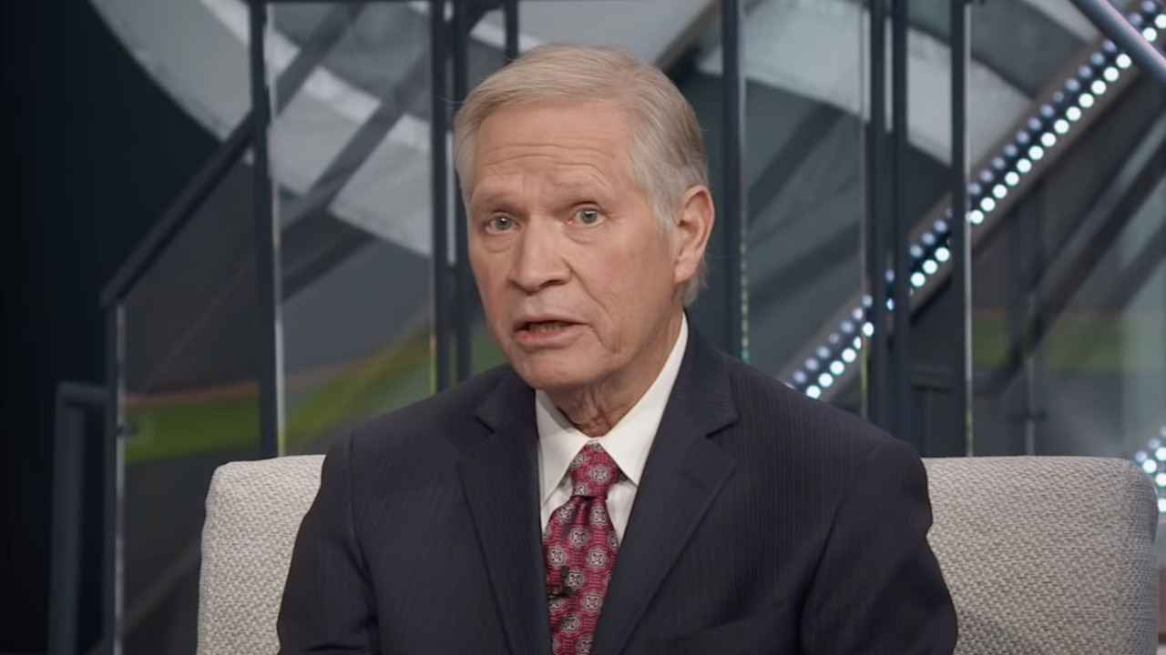 After ESPN's Chris Mortensen Revealed He Quietly Retired 5 Months Ago, Tons Of Former Colleagues Shared Praise