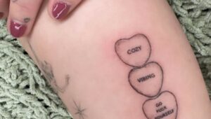 Ariel Winter Shows Off New F-Bomb Tattoo That Her Modern Family Parents Might Not Approve Of, But I’m Loving It