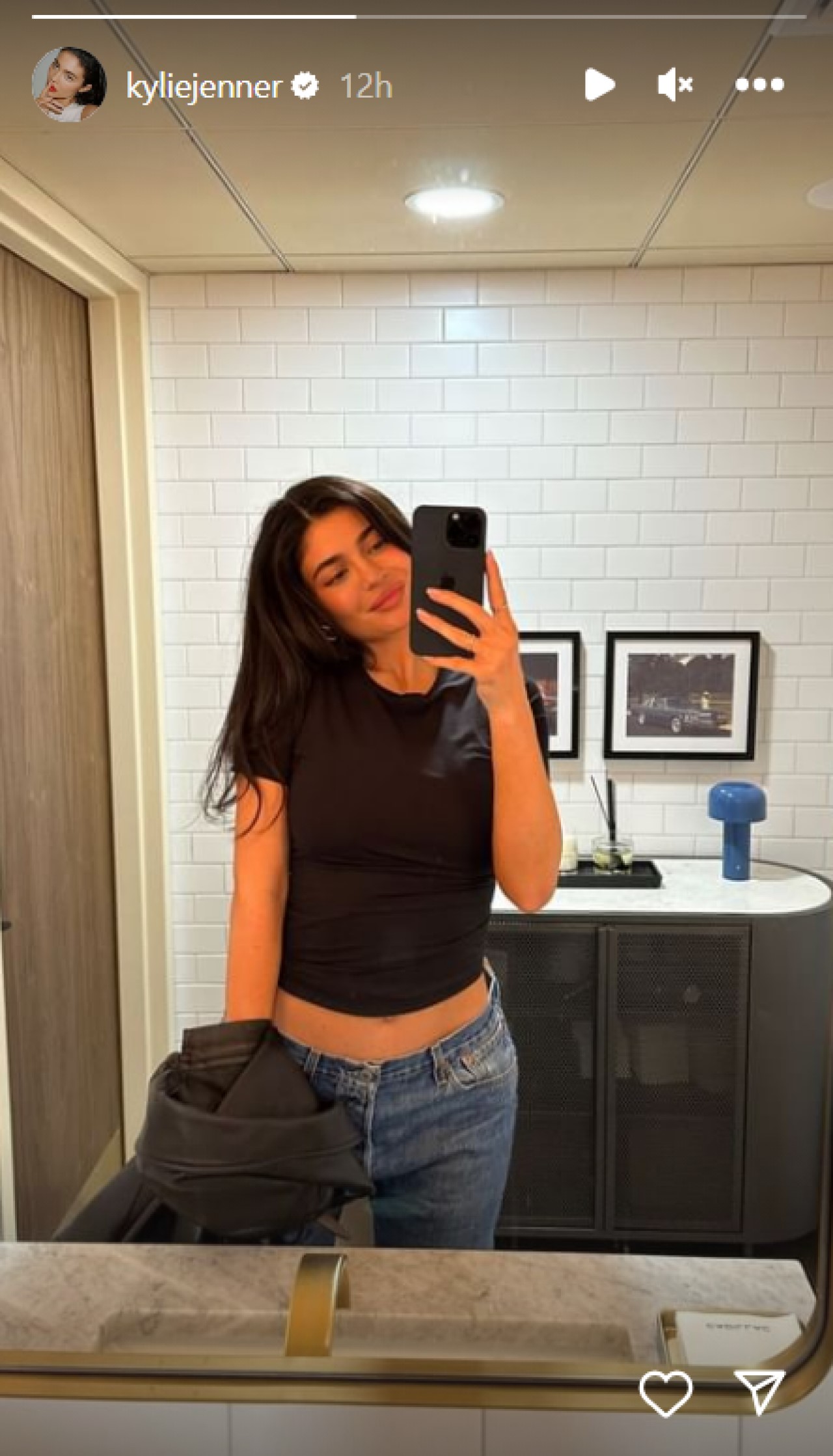 Kylie Jenner Spent A Whole Day Making Out With Timothée Chalamet At The U.S. Open, And All We Got Was This Bathroom Selfie?