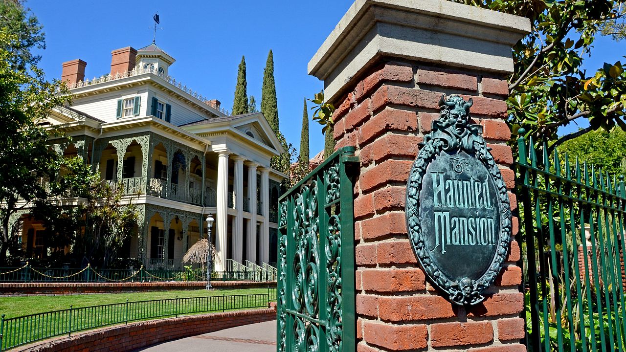 The Story Behind The OG Haunted Mansion Easter Egg That Was Just Added To The Disneyland Ride