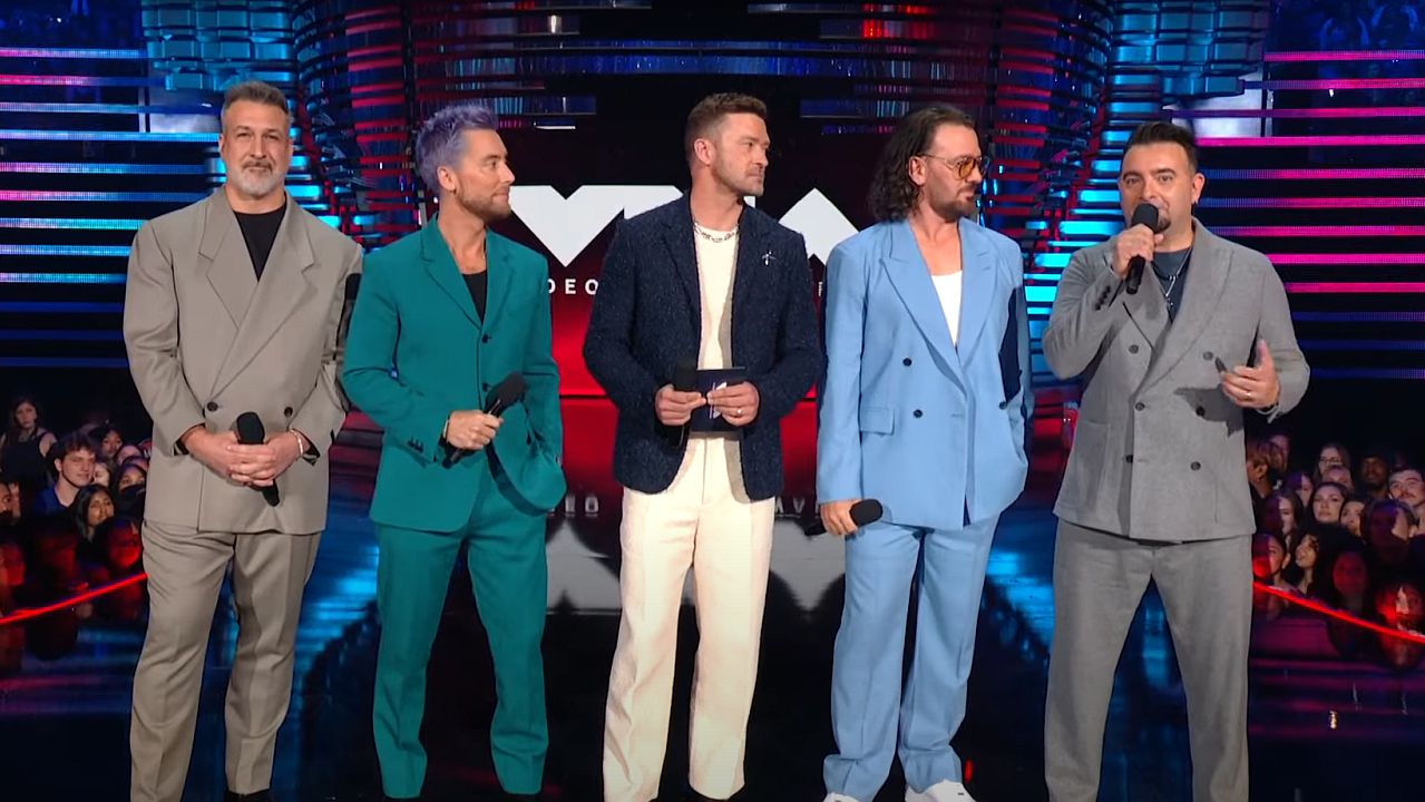 Will Smith And A Slew Of Other Celebs Couldn't Get Enough Of Justin Timberlake Reuniting With His *NSYNC Bandmates At The VMAs In Elevator Video