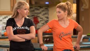 See Full House’s Candace Cameron Bure And Jodie Sweetin Reunite At ’90s Con After Reported Feud