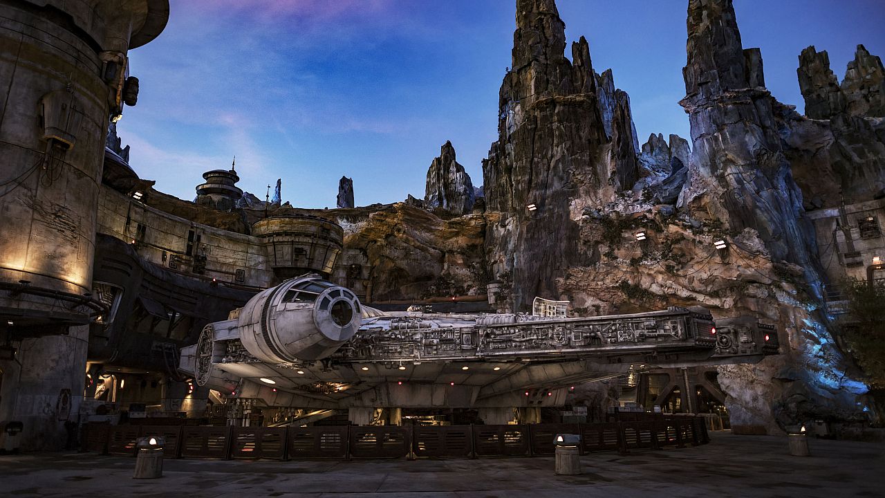 See The Viral Moment When Enthusiastic Star Wars Fans Got Chastized For Touching Baby Yoda At Galaxy’s Edge