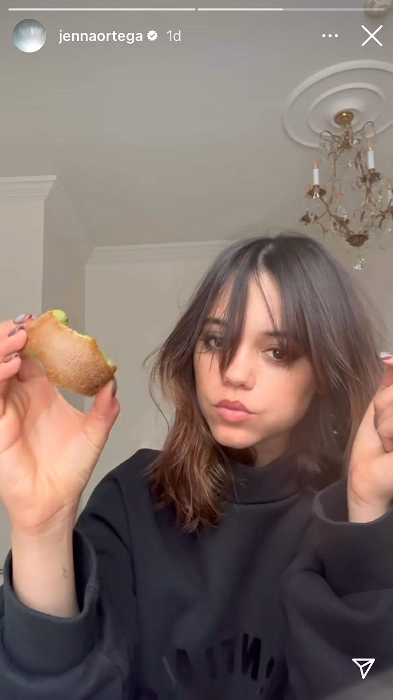 Jenna Ortega Went Full Wednesday And Trolled All The Haters Who Refuse To Eat Kiwi Skins. Honestly, I’ve Never Felt More Seen