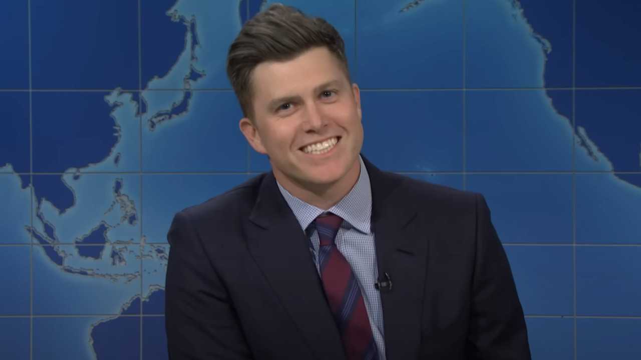 SNL’s Colin Jost Did Another Joke Swap With Michael Che For Season Finale And Was Tricked Into Taking A Brutal Shot At Wife Scarlett Johansson