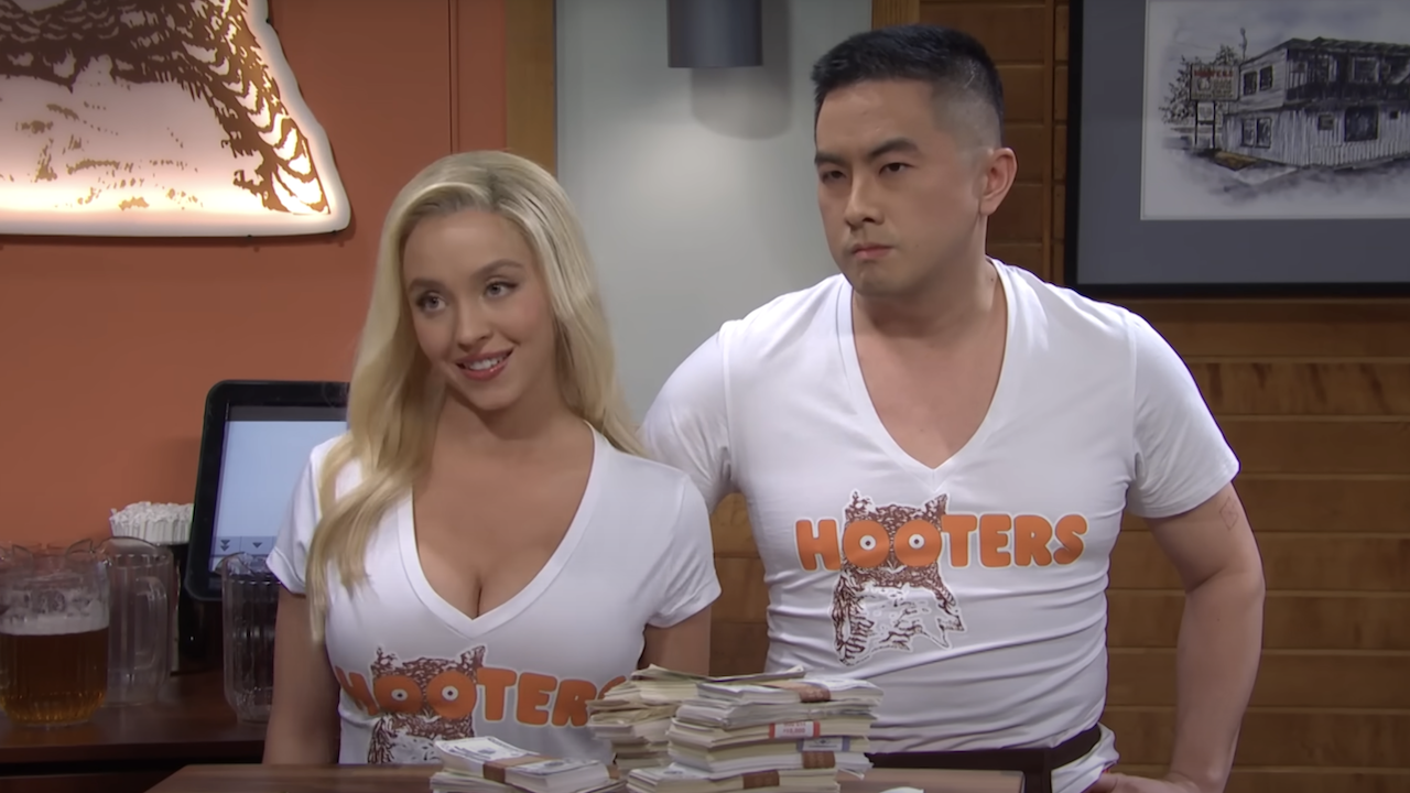 People Lost Their Marbles Over Sydney Sweeney's Hooters SNL Sketch, But It Didn't Even Crack The Top 5 This Year