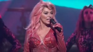 Shania Twain Shares Fan Video Of Her ‘Hilarious’ Concert Faux Pas, And I Love That She Can Poke Fun At Herself