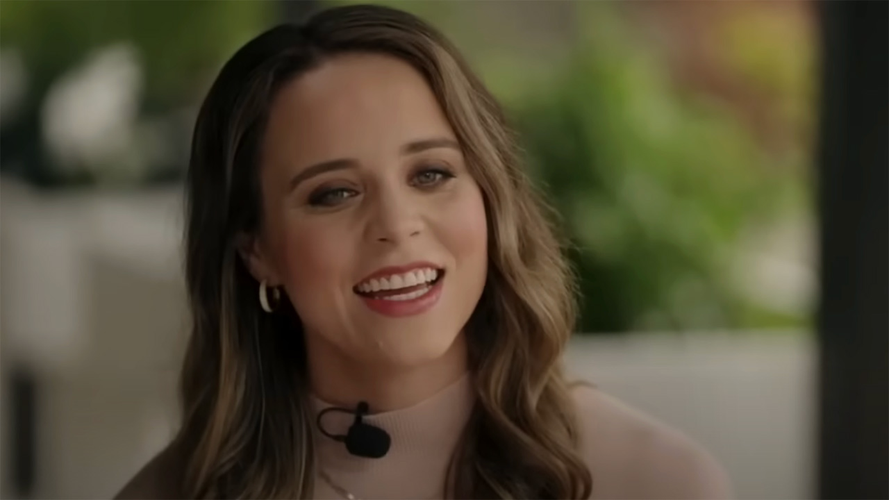 'It's Not To Make Them Mad': Jinger Duggar Opens Up About Wearing Pants And Why It Took Her Two Years To Tell Jim Bob And Michelle