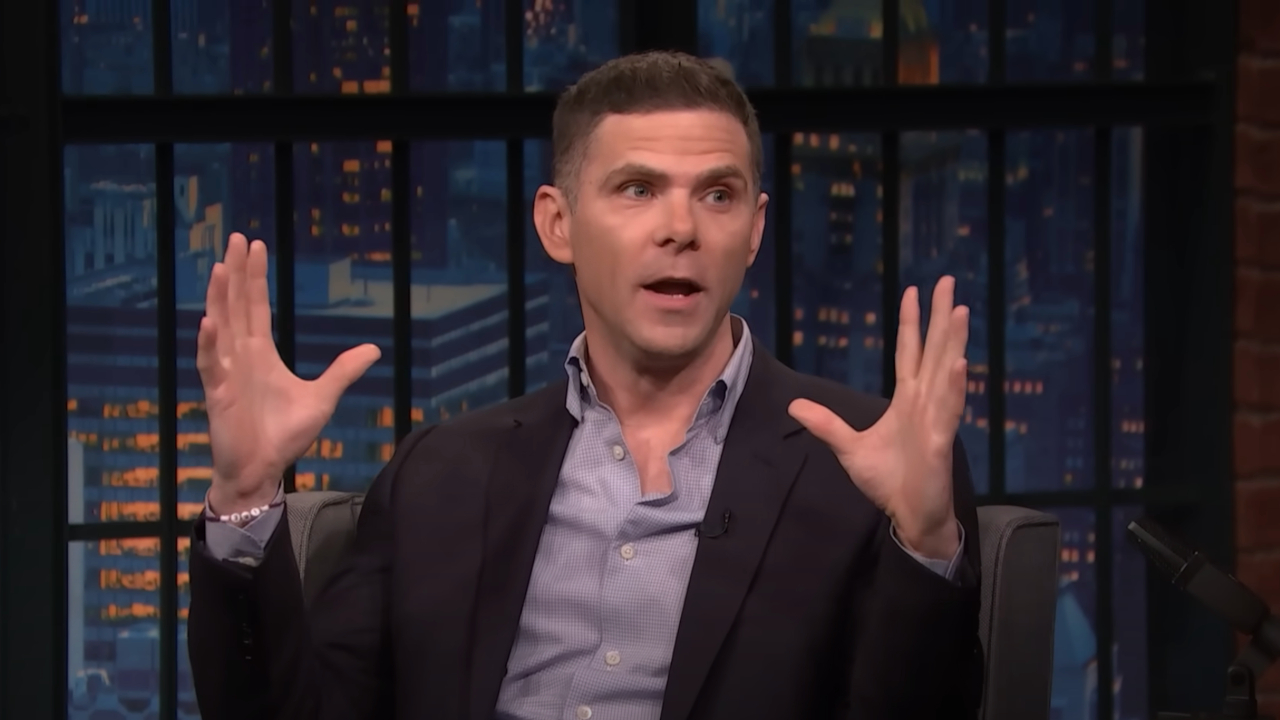 Ryan Gosling's Beavis Wasn't The 'Biggest Challenge' During SNL's Viral Sketch, Mikey Day's Butt-Head Was