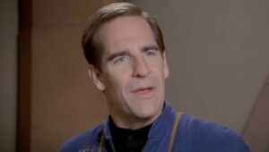 Star Trek’s Scott Bakula Showed Up For The Franchise’s Latest Award, And I’m Psyched For A Couple Of Reasons