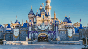 The Great Pickle-ocalypse: Or How Social Media Is Absolutely Ruining Fun Events At Disneyland