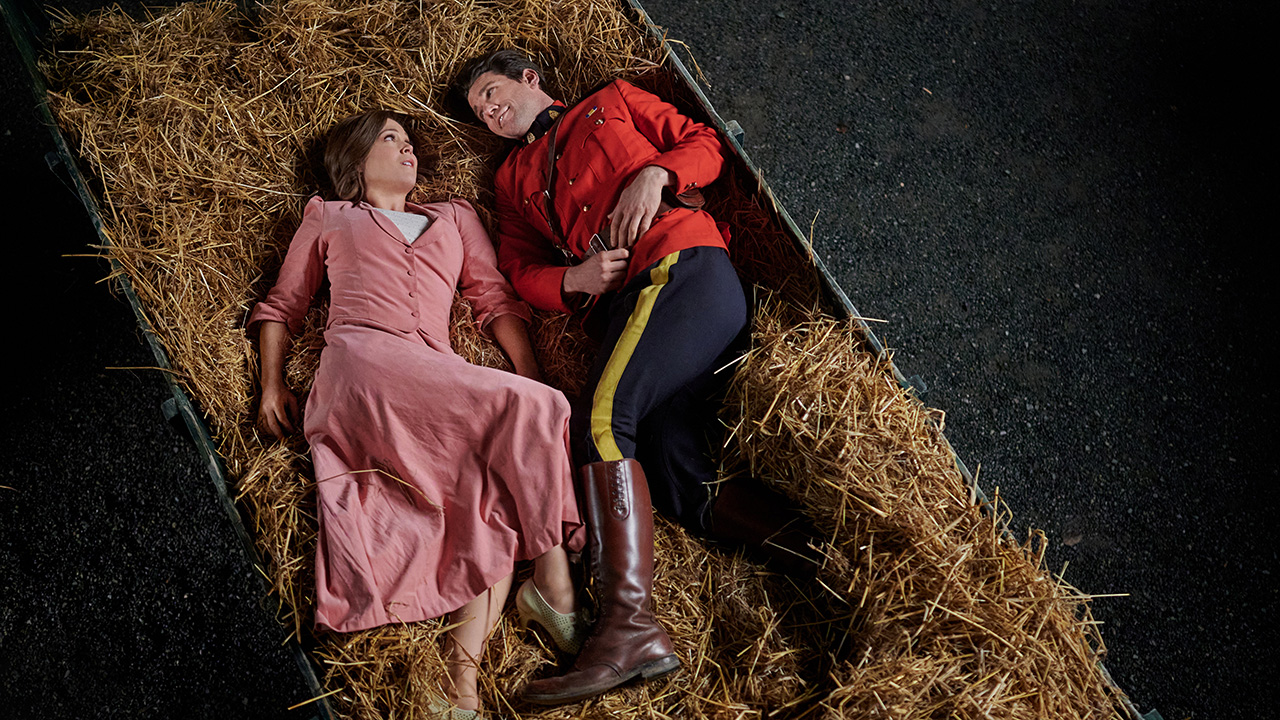 When Calls The Heart's Star Knows The Wait For Elizabeth And Nathan Was Brutal For Fans: 'Just Kiss Already! My Lord!'