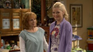 Why Fans Really Shouldn’t Be Surprised Reba And Melissa Peterman Are Reuniting For Happy’s Place